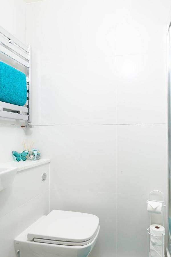 Three Bedroom Apartment By Beautiful Park Londýn Exteriér fotografie