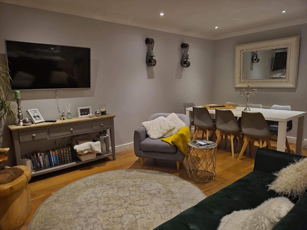 Three Bedroom Apartment By Beautiful Park Londýn Exteriér fotografie